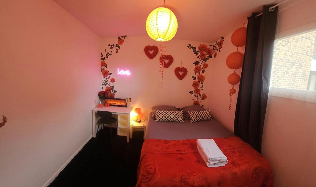 Photo of Bedroom in Villiers-le-Bel