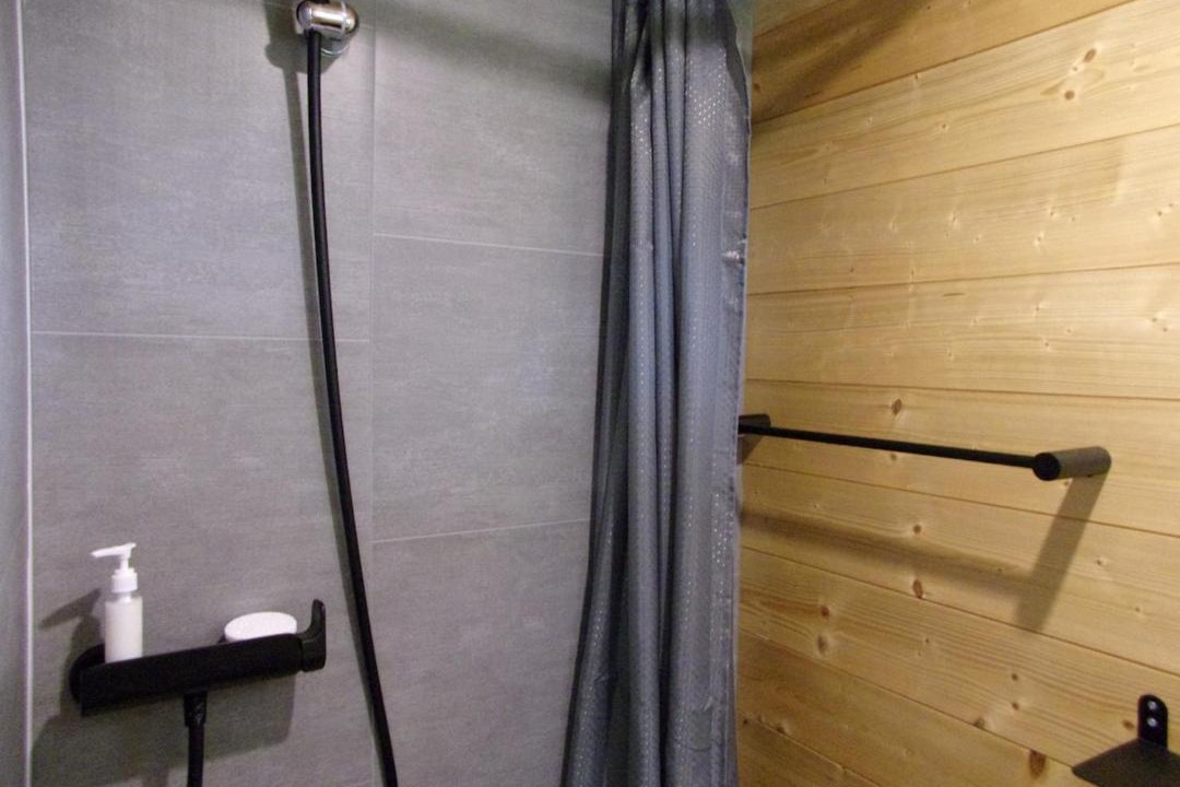 Photo of Bathroom in Cheffes