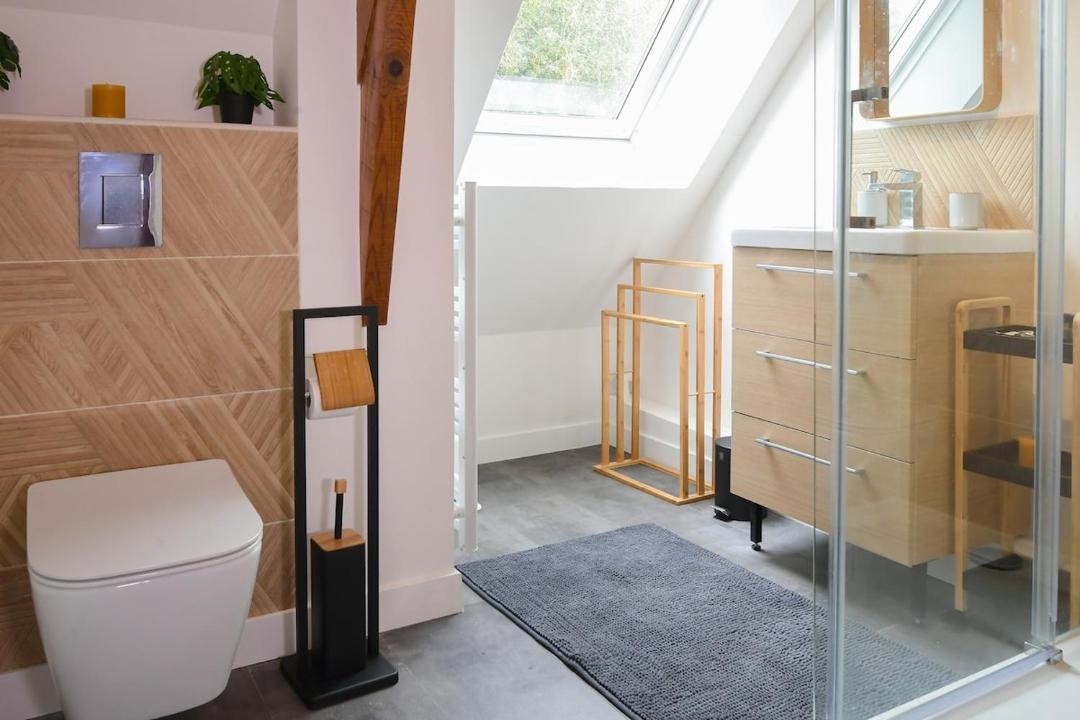 Photo of Bathroom in Abbeville