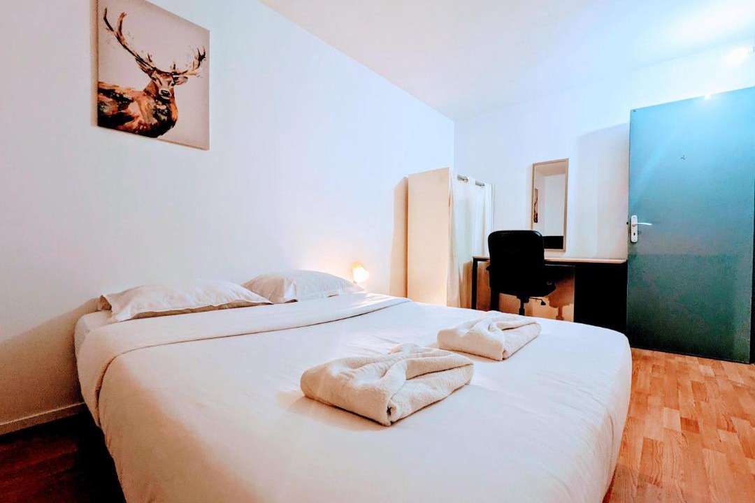 Photo of Bedroom in Mantes-la-Jolie