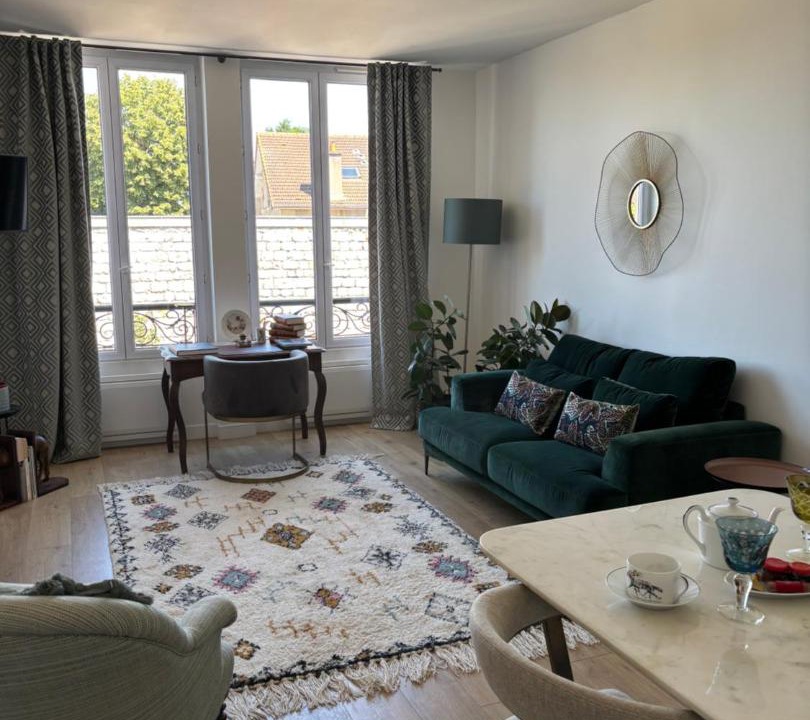 Photo of Livingroom in Chantilly