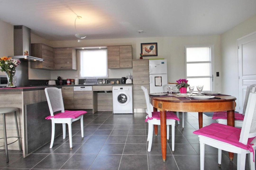 Photo of Kitchen in Saint-Martin-d'Ecublei