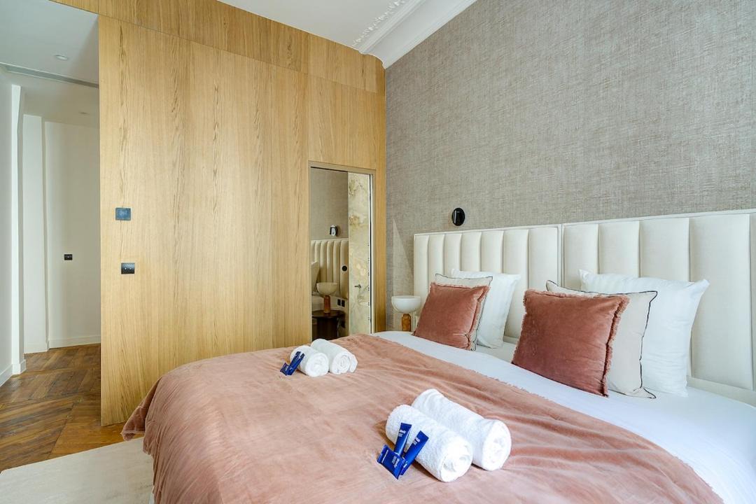 Photo of Bedroom in Chaussee-d'Antin