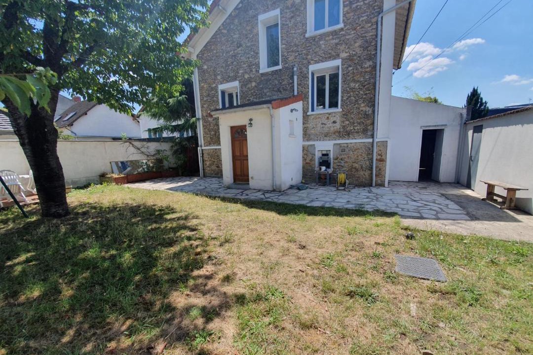 Photo of Others in Livry-Gargan