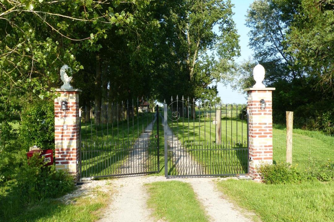 Photo of Others in Esquelbecq