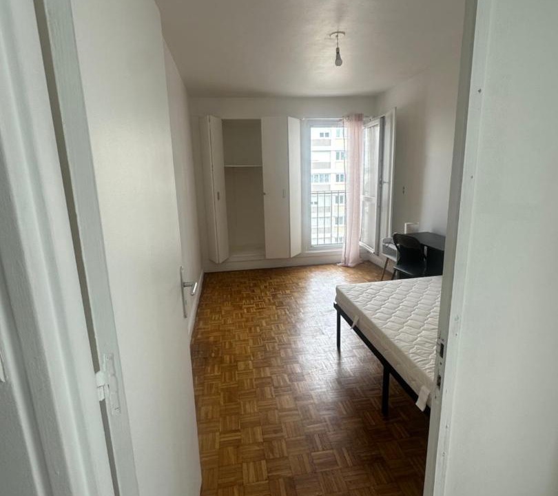 Photo of Bedroom in Argenteuil