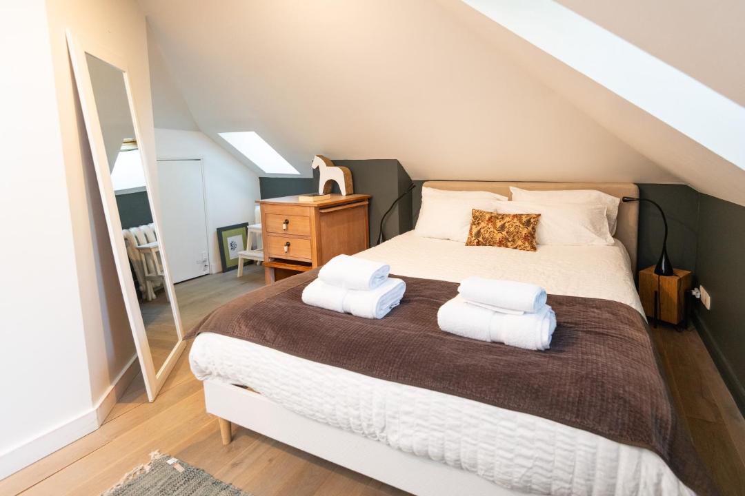 Photo of Bedroom in Cote Ouest Ormeaux