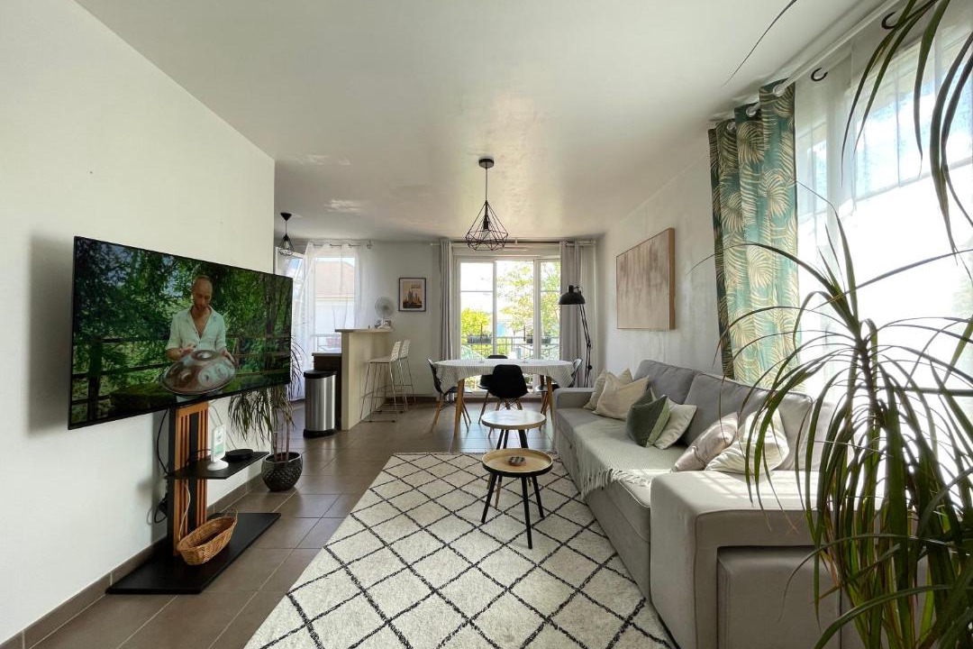 Photo of Livingroom in Magny-le-Hongre