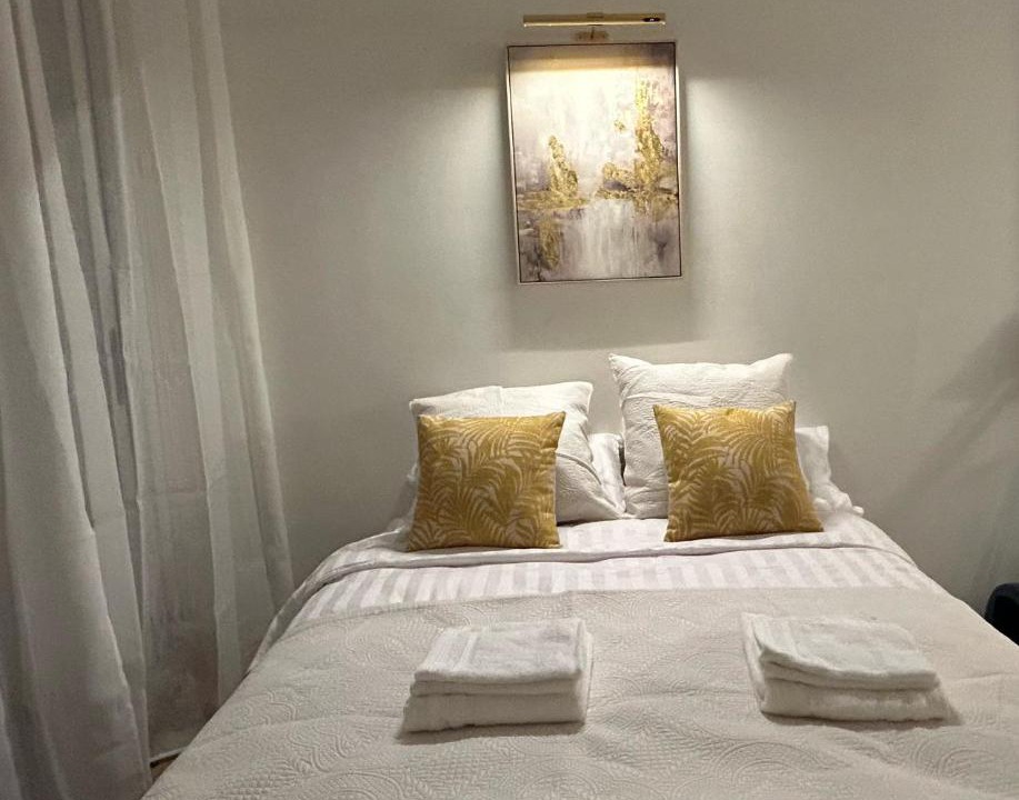 Photo of Bedroom in Parchamp–Albert Kahn