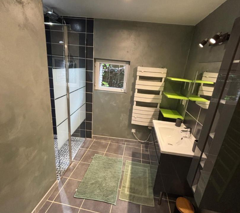 Photo of Bathroom in Saint-Laurent-Nouan