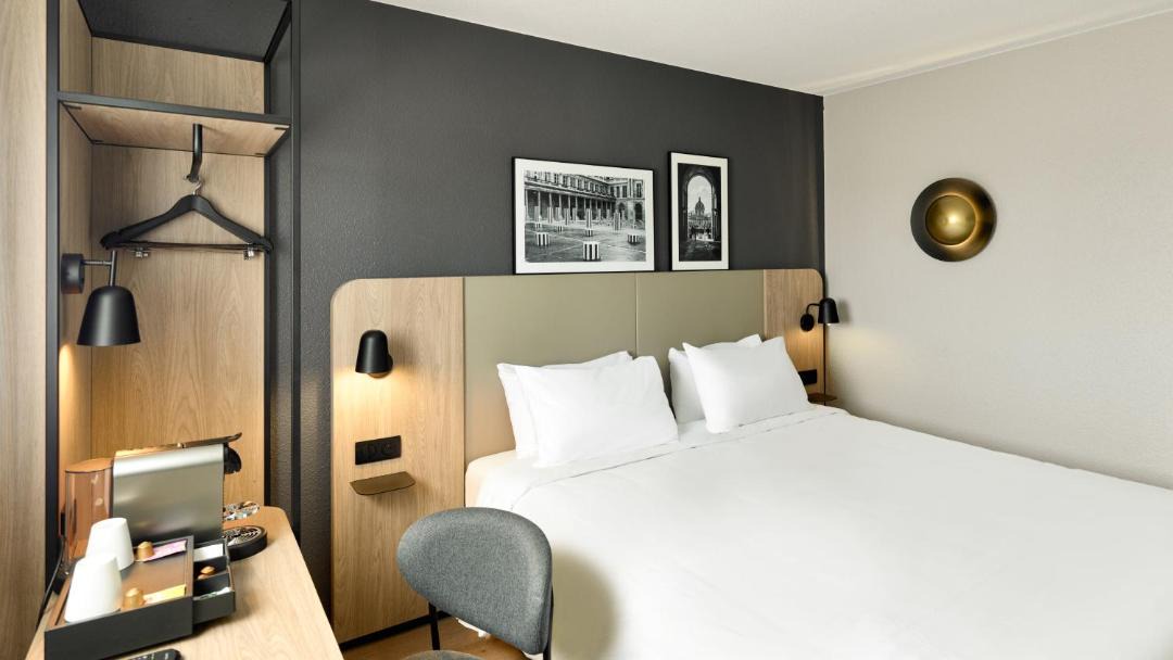 Photo of Bedroom in Argenteuil