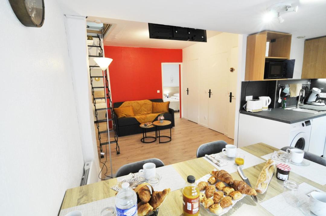 Photo of Kitchen in Le Mesnil-Saint-Denis
