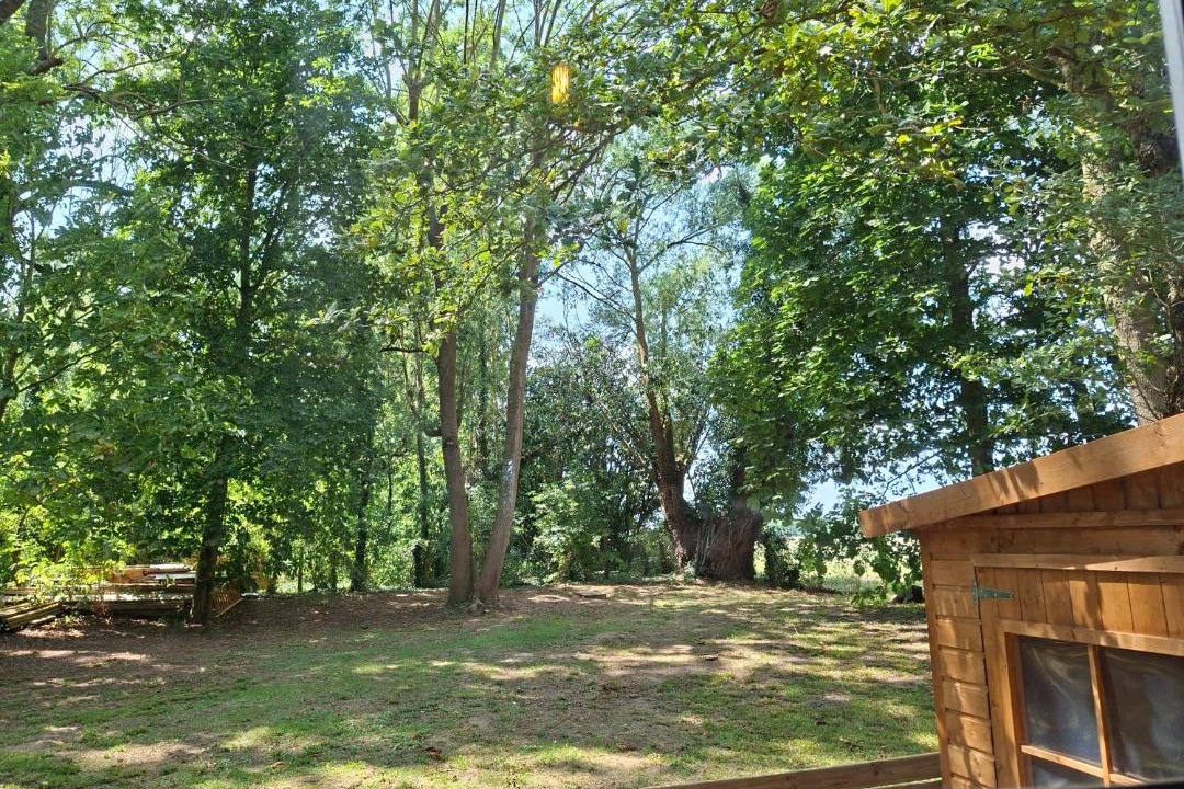 Photo of Others in Flexanville