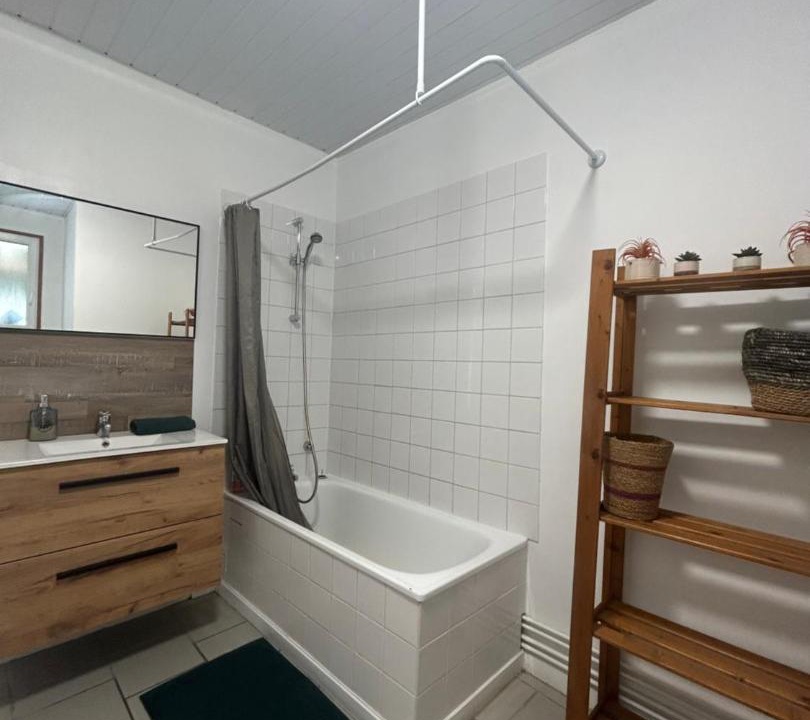 Photo of Bathroom in Cappelle-Brouck
