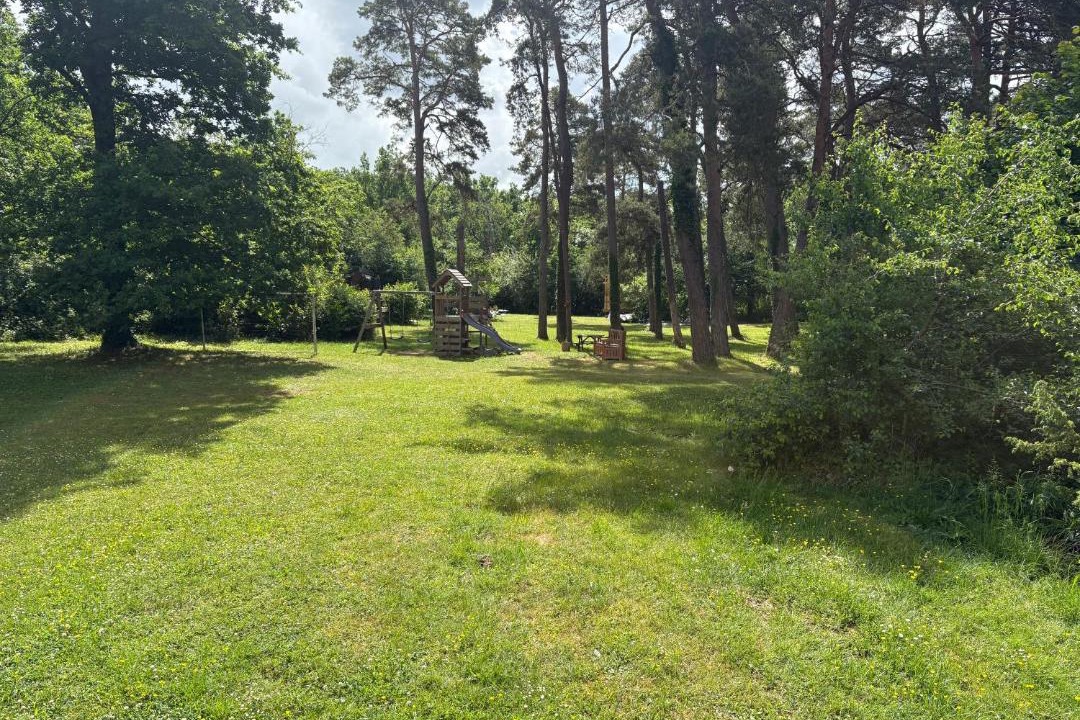 Photo of Others in Nanteau-sur-Essonne