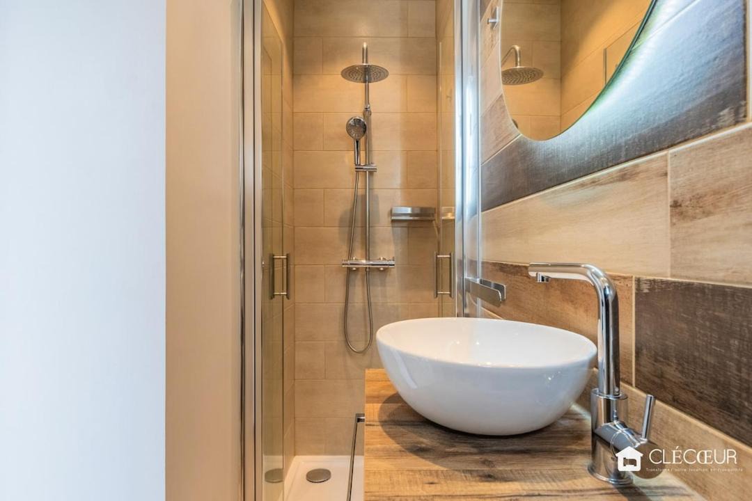 Photo of Bathroom in Henin-Beaumont