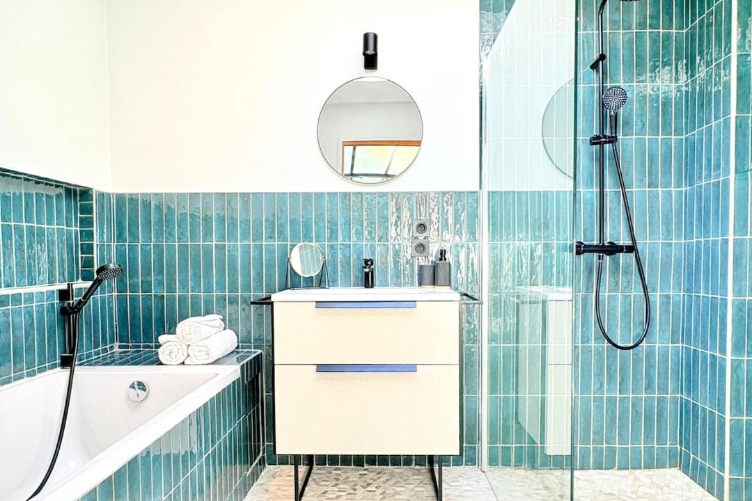 Photo of Bathroom in Givry