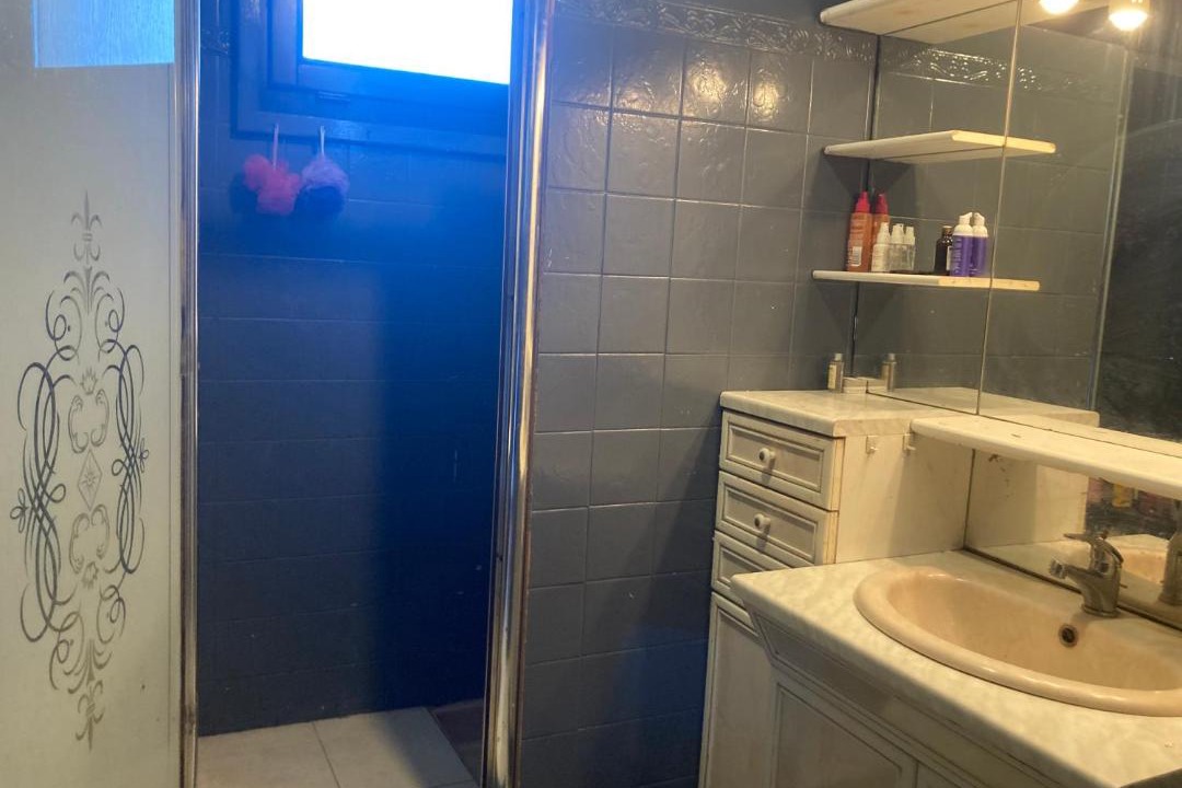 Photo of Bathroom in Givet