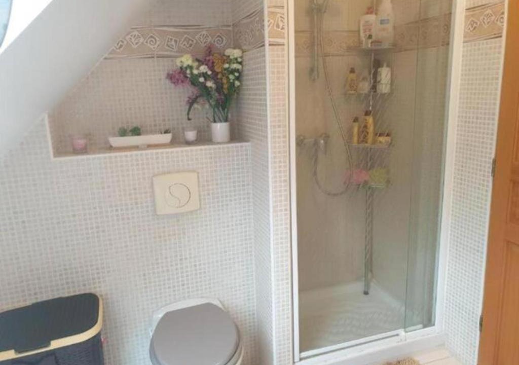 Photo of Bathroom in Corbeil-Essonnes