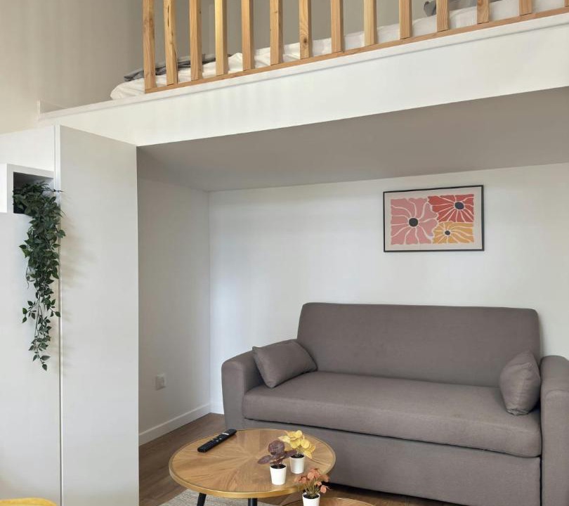 Photo of Livingroom in Sainte-Anne - Faubourg Noyon