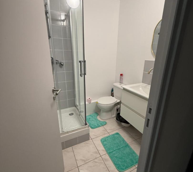 Photo of Bathroom in Saint-Gratien