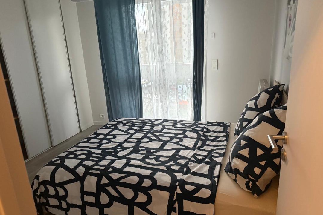 Photo of Bedroom in Saint-Gratien