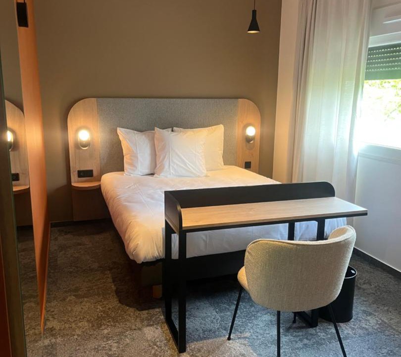 Photo of Bedroom in Chalons-en-Champagne