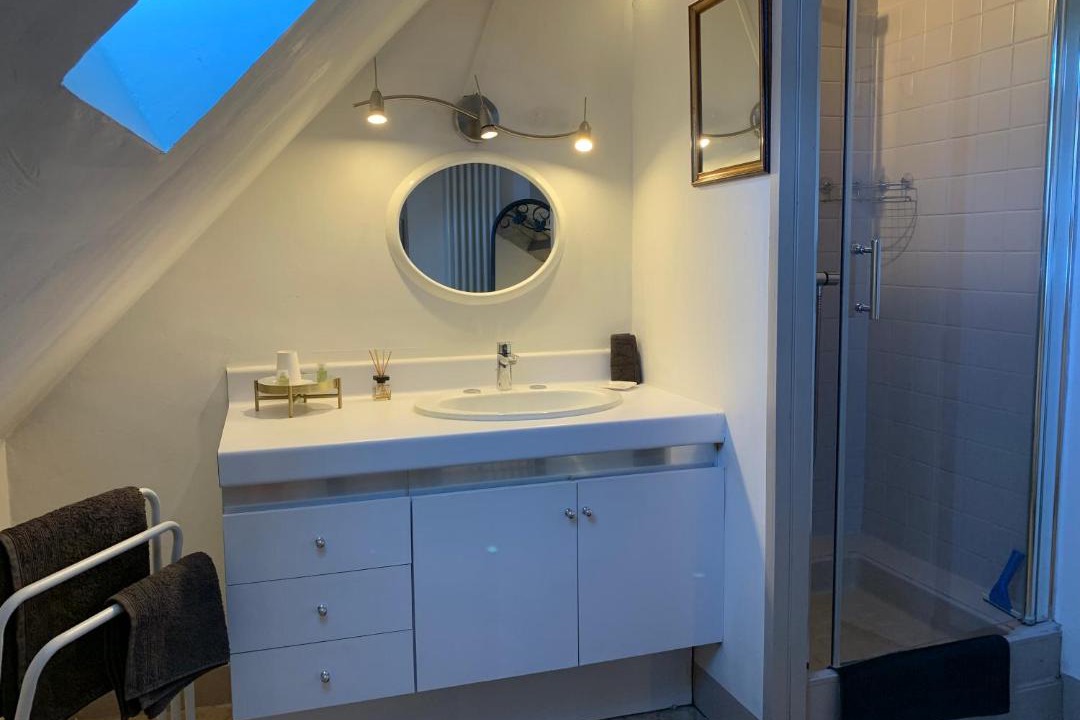 Photo of Bathroom in Jouy