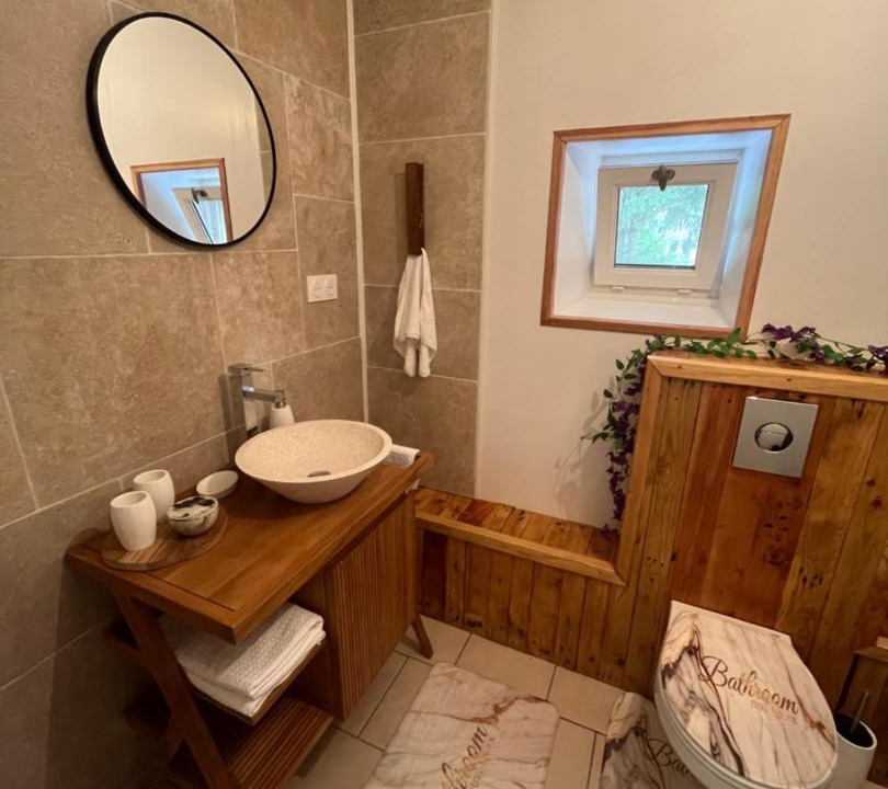 Photo of Bathroom in Pithon