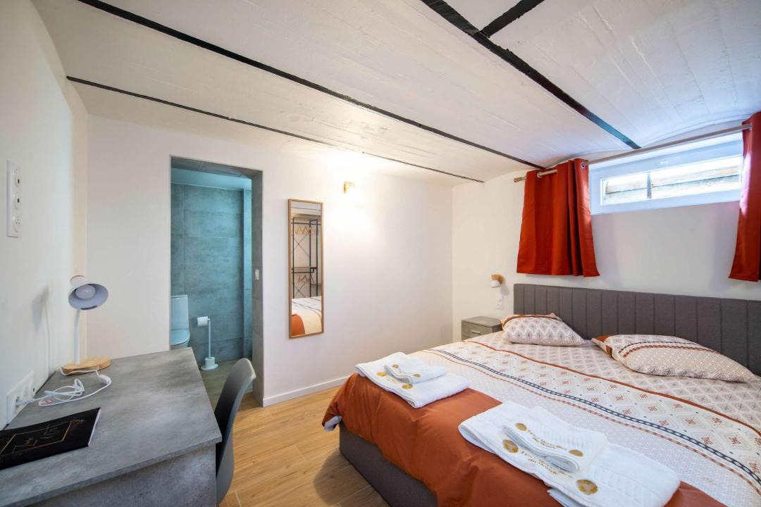 Photo of Bedroom in Bonnieres-sur-Seine