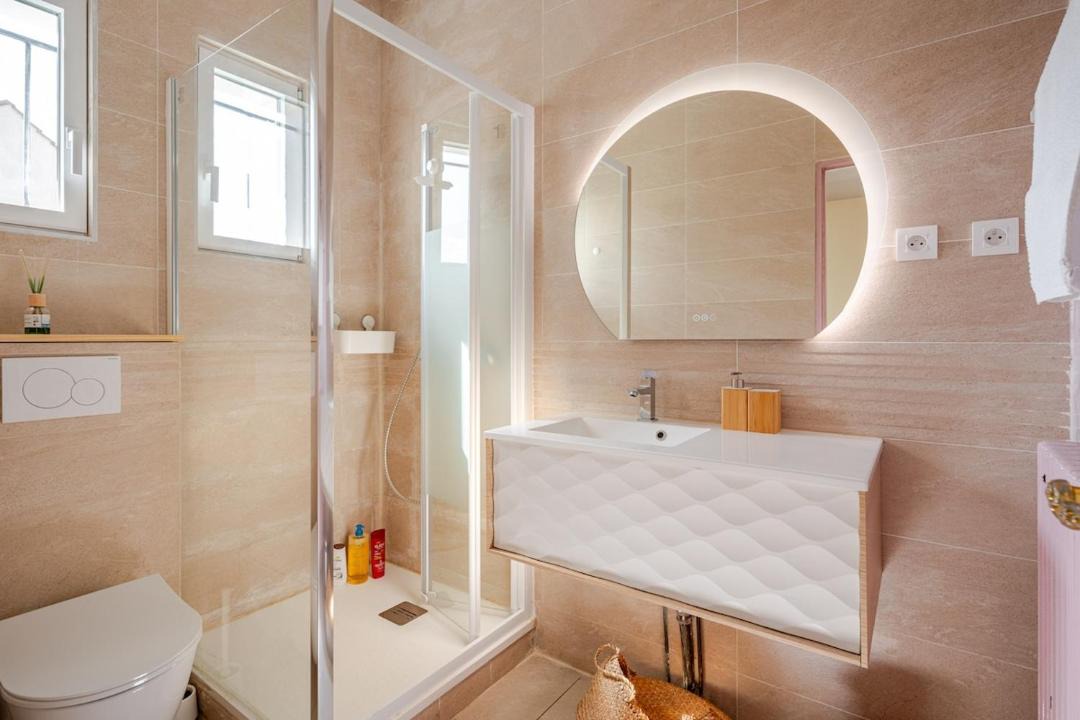 Photo of Bathroom in Bezons