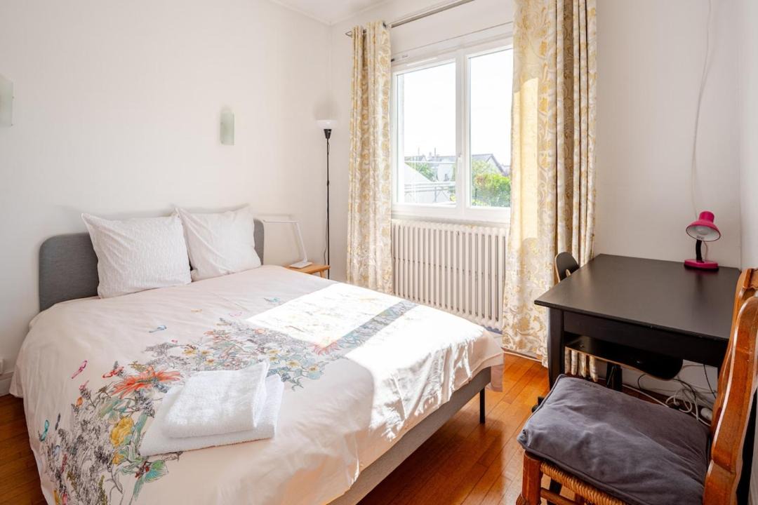Photo of Bedroom in Bezons