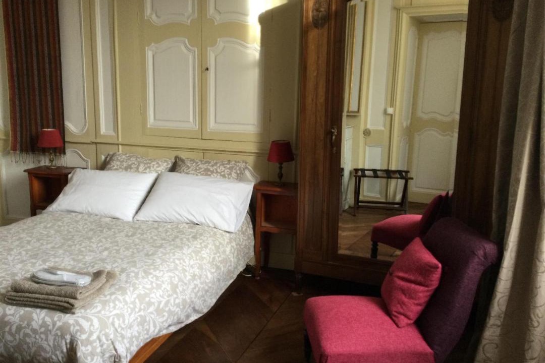 Photo of Bedroom in Vesoul