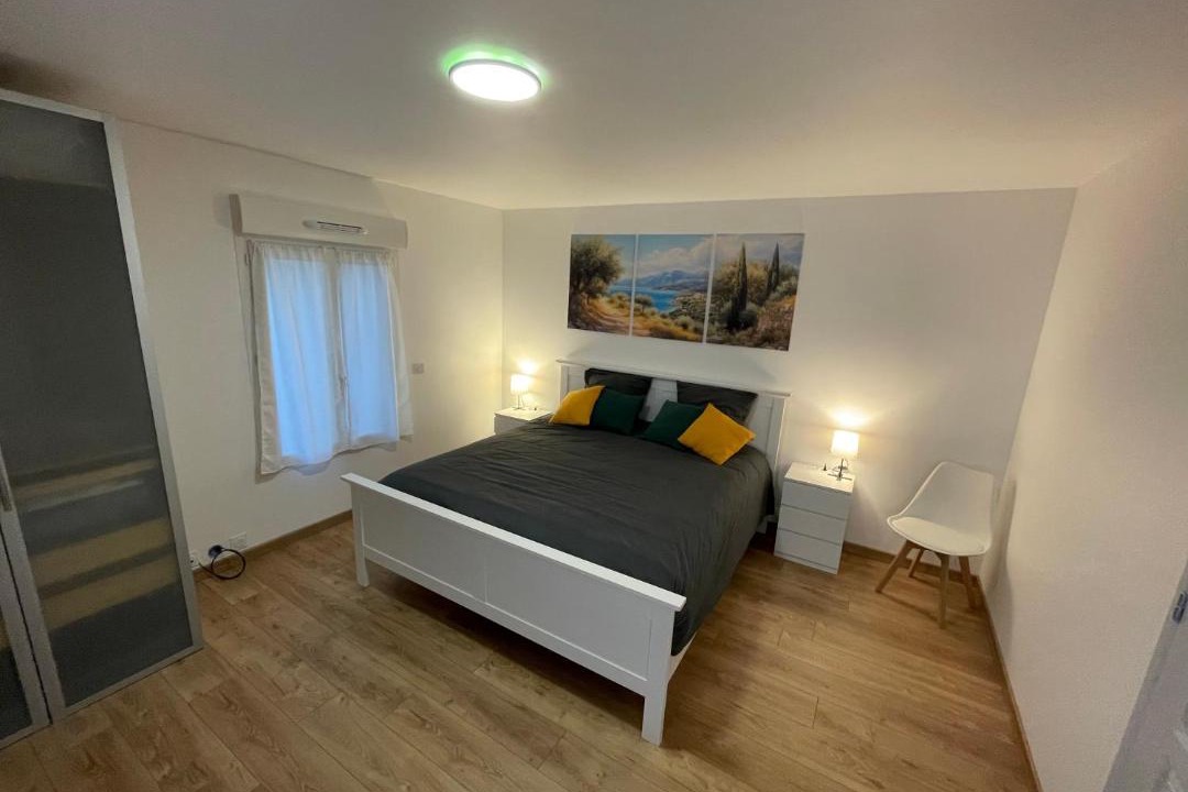 Photo of Bedroom in Fleurieux-sur-l'Arbresle