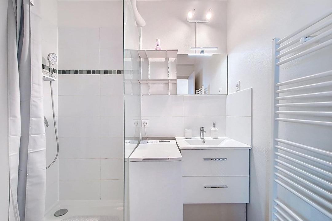 Photo of Bathroom in Dijon