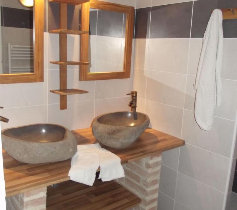Photo of Bathroom in Crouy-sur-Cosson