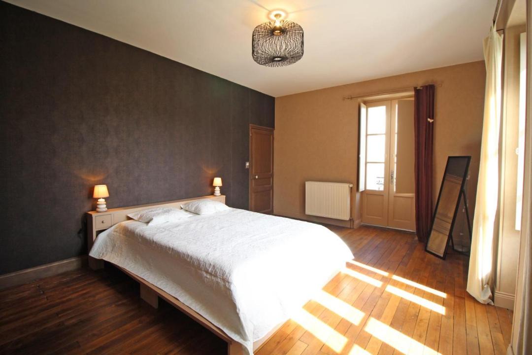 Photo of Bedroom in Blond
