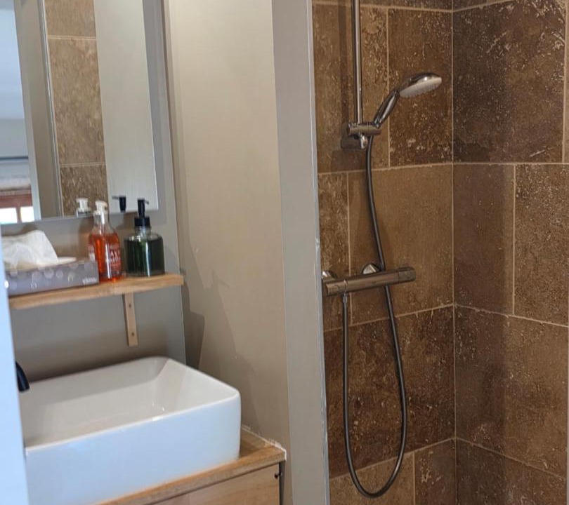 Photo of Bathroom in Laignes