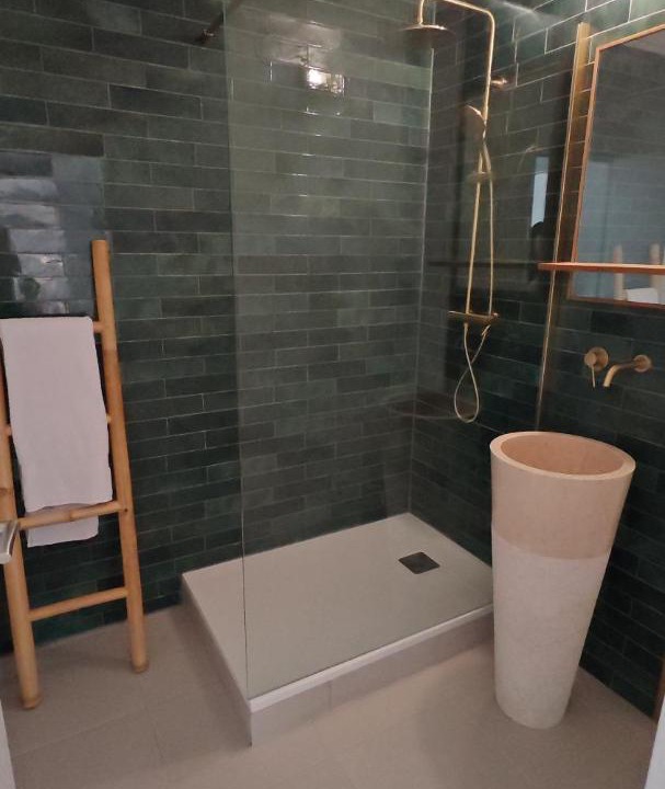 Photo of Bathroom in Mons-en-Baroeul