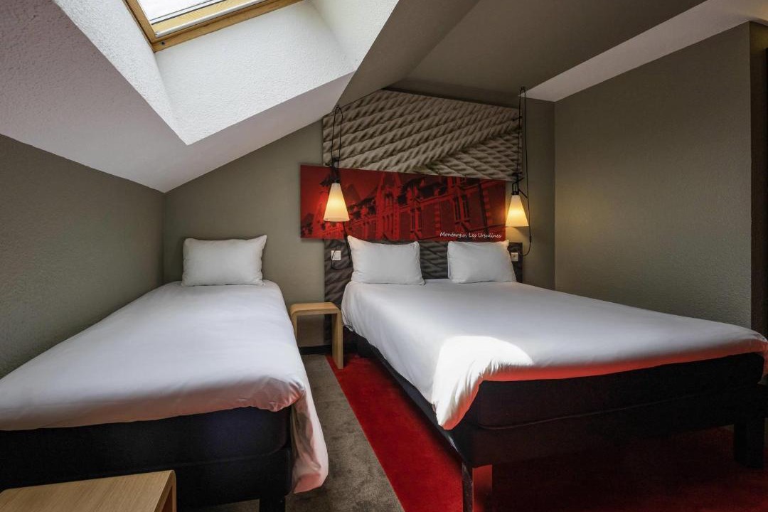 Photo of Bedroom in Montargis