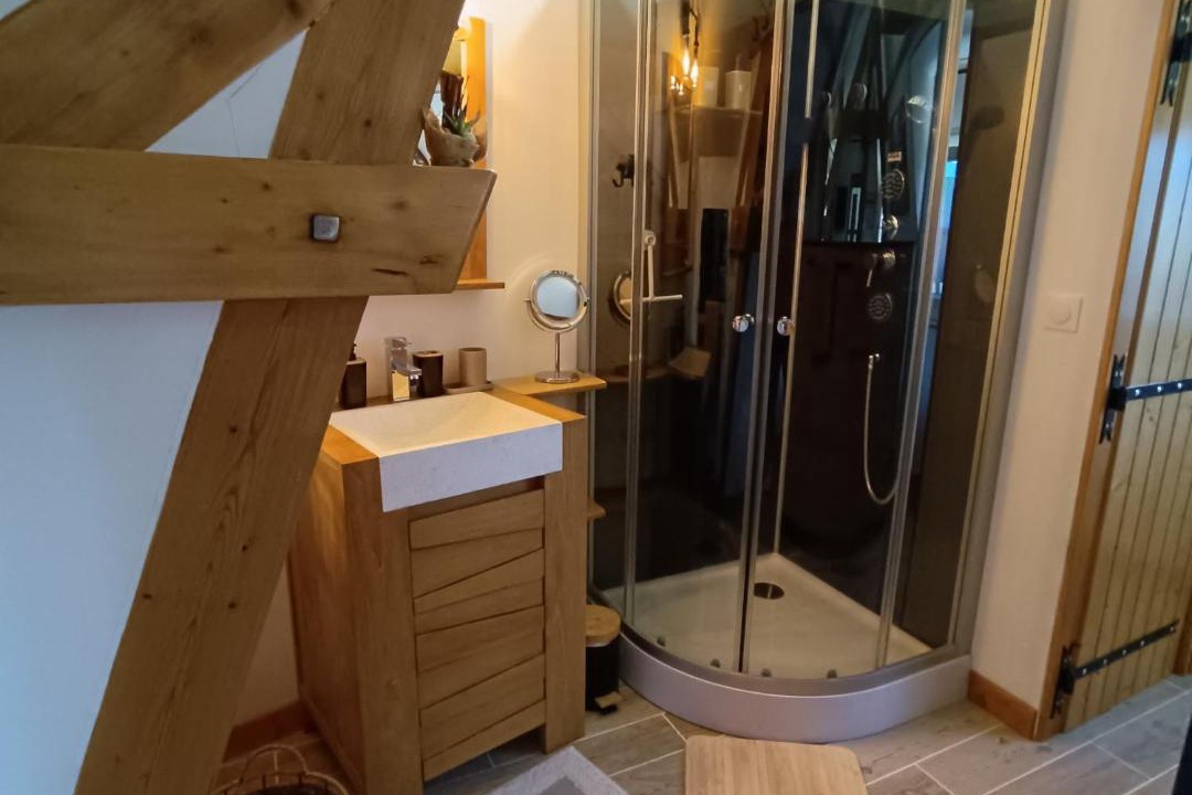 Photo of Bathroom in Bois-Herpin