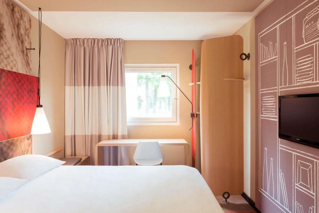 Photo of Bedroom in Saint-Gratien