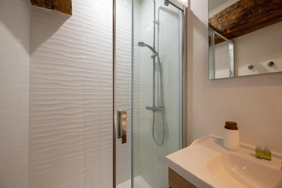 Photo of Bathroom in Coulonges-Cohan