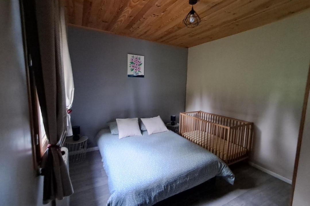 Photo of Bedroom in Saint-Amand-en-Puisaye