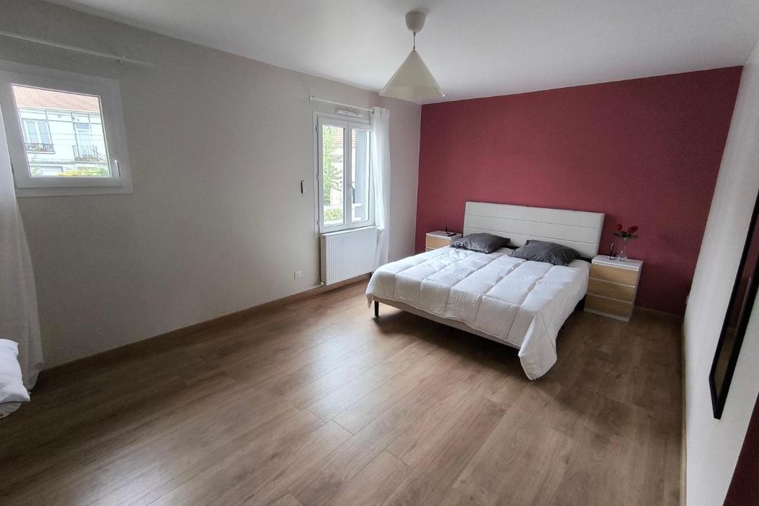 Photo of Bedroom in Argenteuil