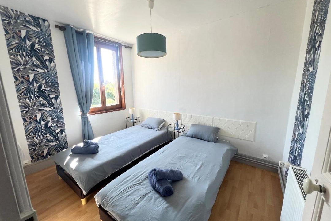 Photo of Bedroom in Longueau