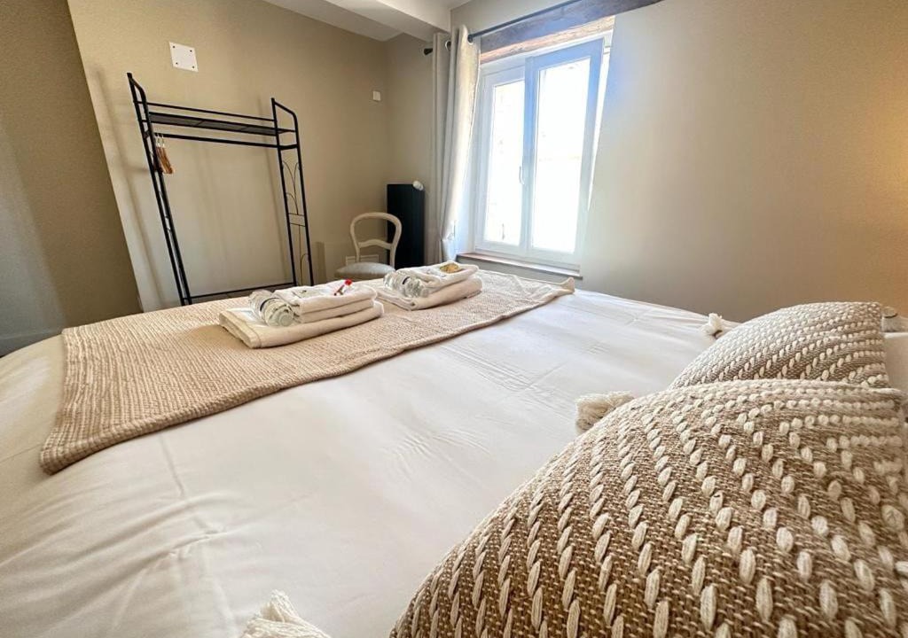 Photo of Bedroom in Courcelles-Sapicourt