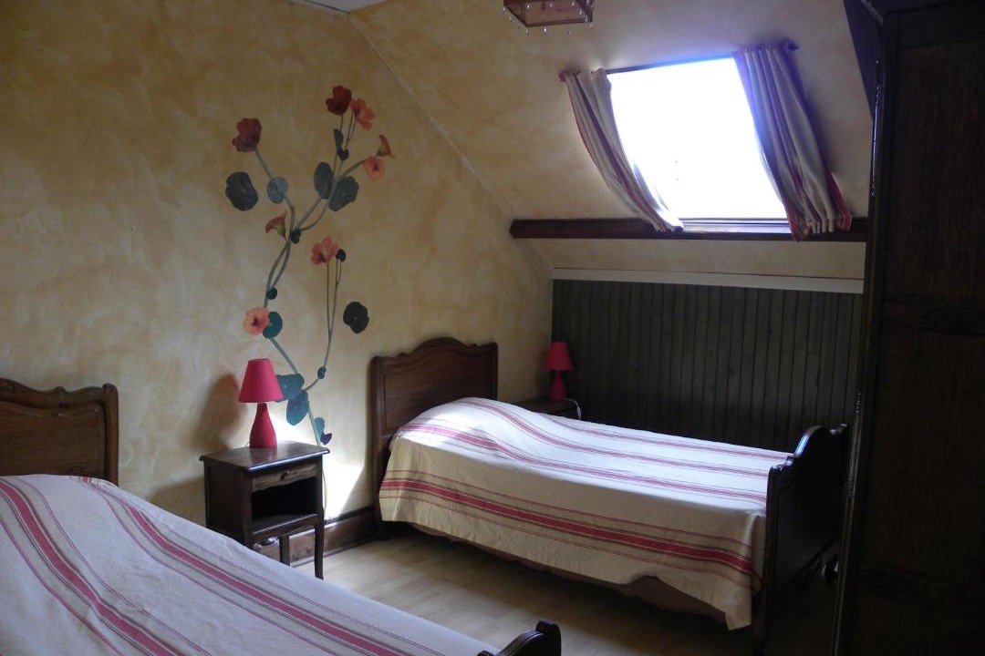 Photo of Bedroom in Alembon