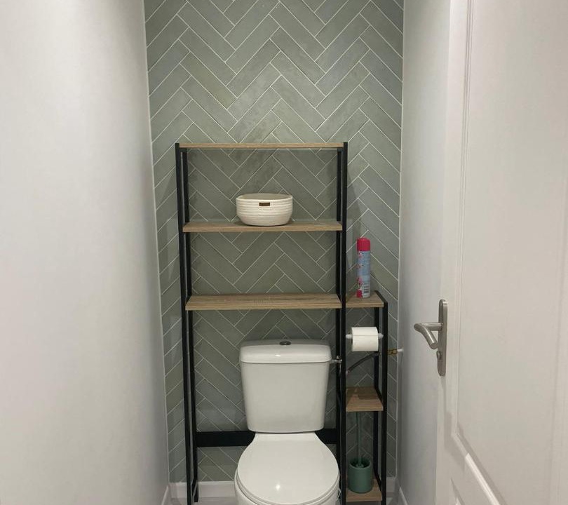 Photo of Bathroom in Juziers