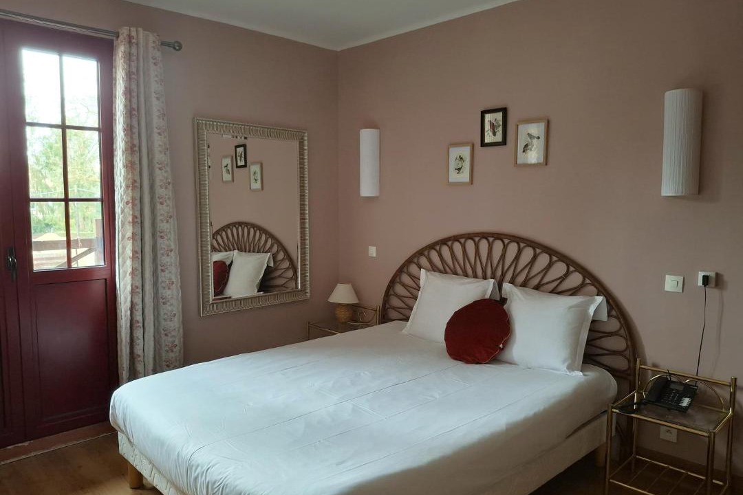 Photo of Bedroom in Lamorlaye